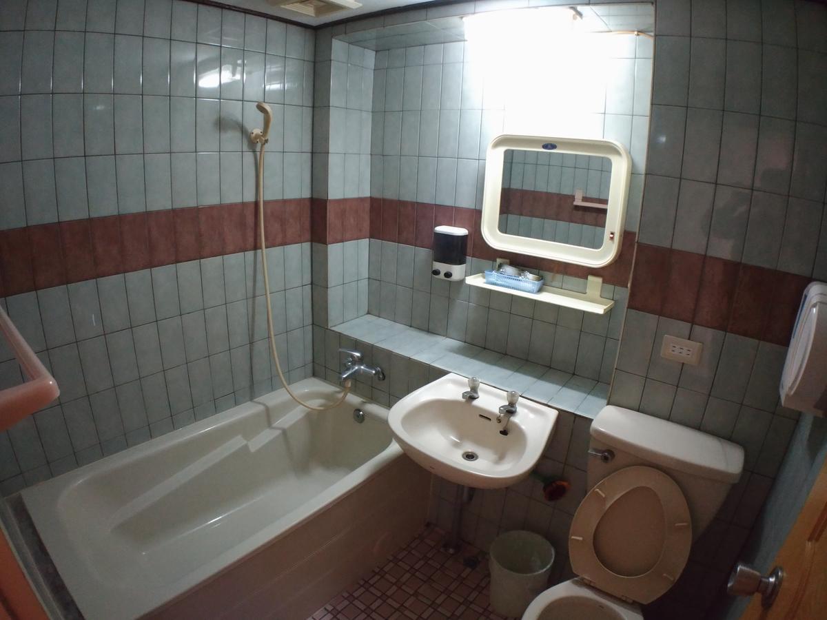 Yi Yuan Hotel Taipei Esterno foto